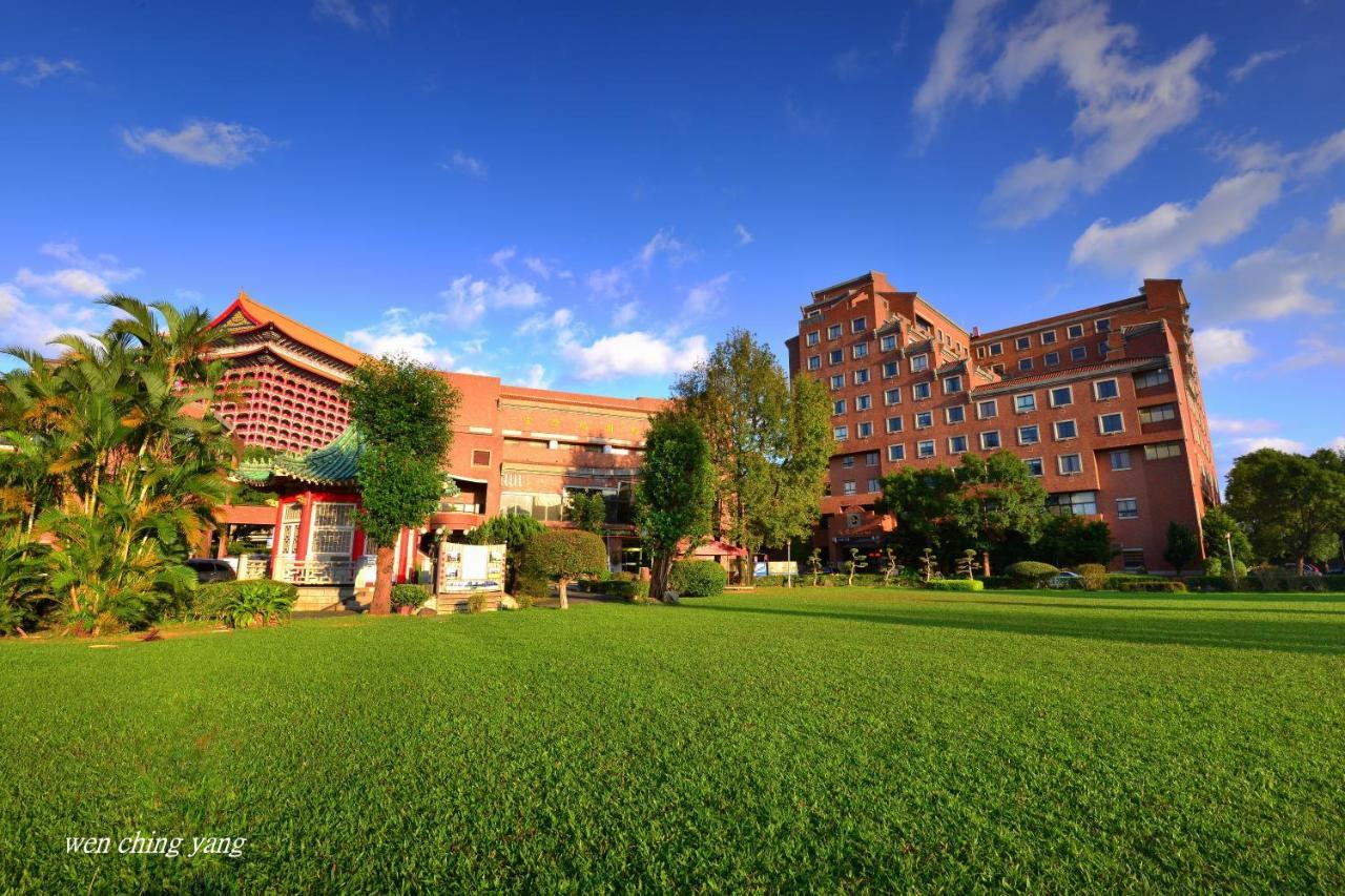 Chientan Youth Hotel Taipei Exterior foto